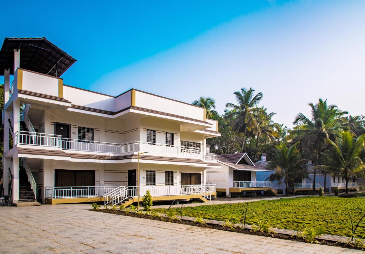 Mastiff Select Terrain Dandeli Hotel Exterior photo