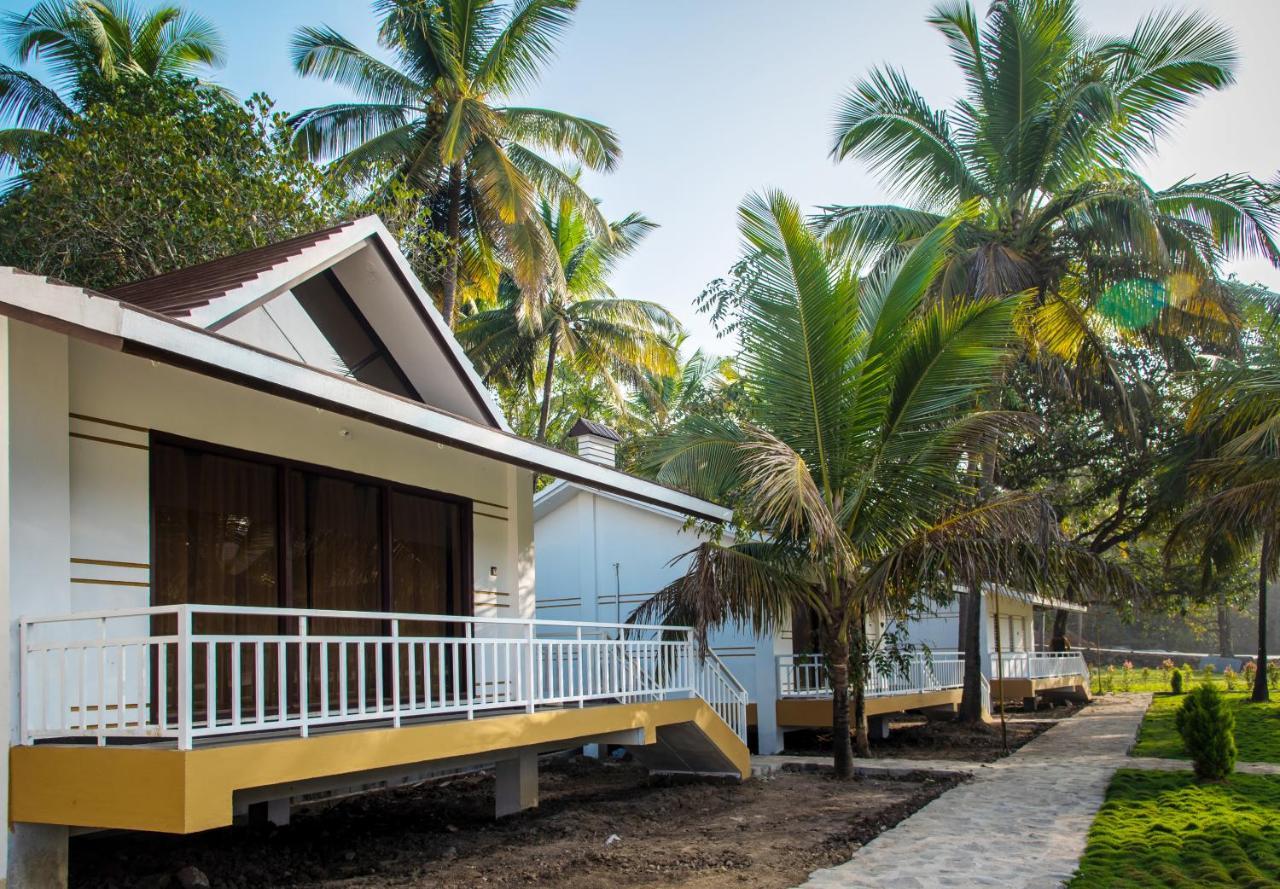 Mastiff Select Terrain Dandeli Hotel Exterior photo