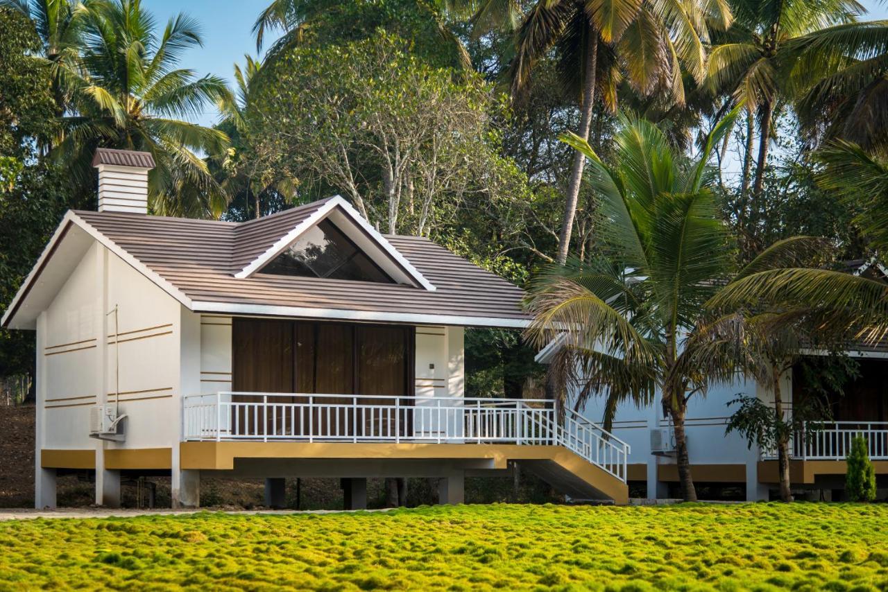 Mastiff Select Terrain Dandeli Hotel Exterior photo