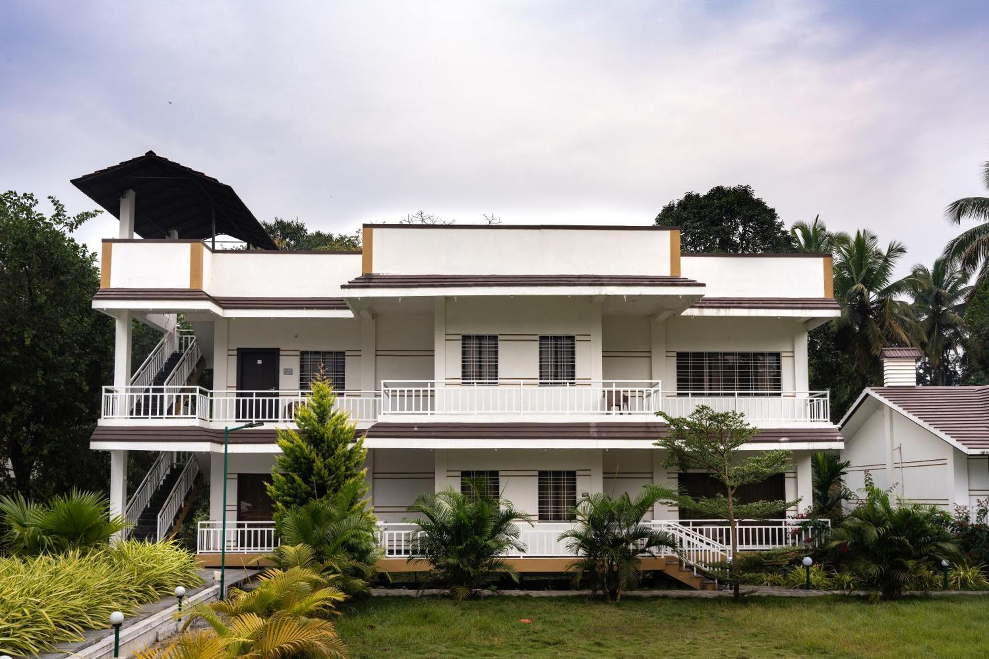 Mastiff Select Terrain Dandeli Hotel Exterior photo