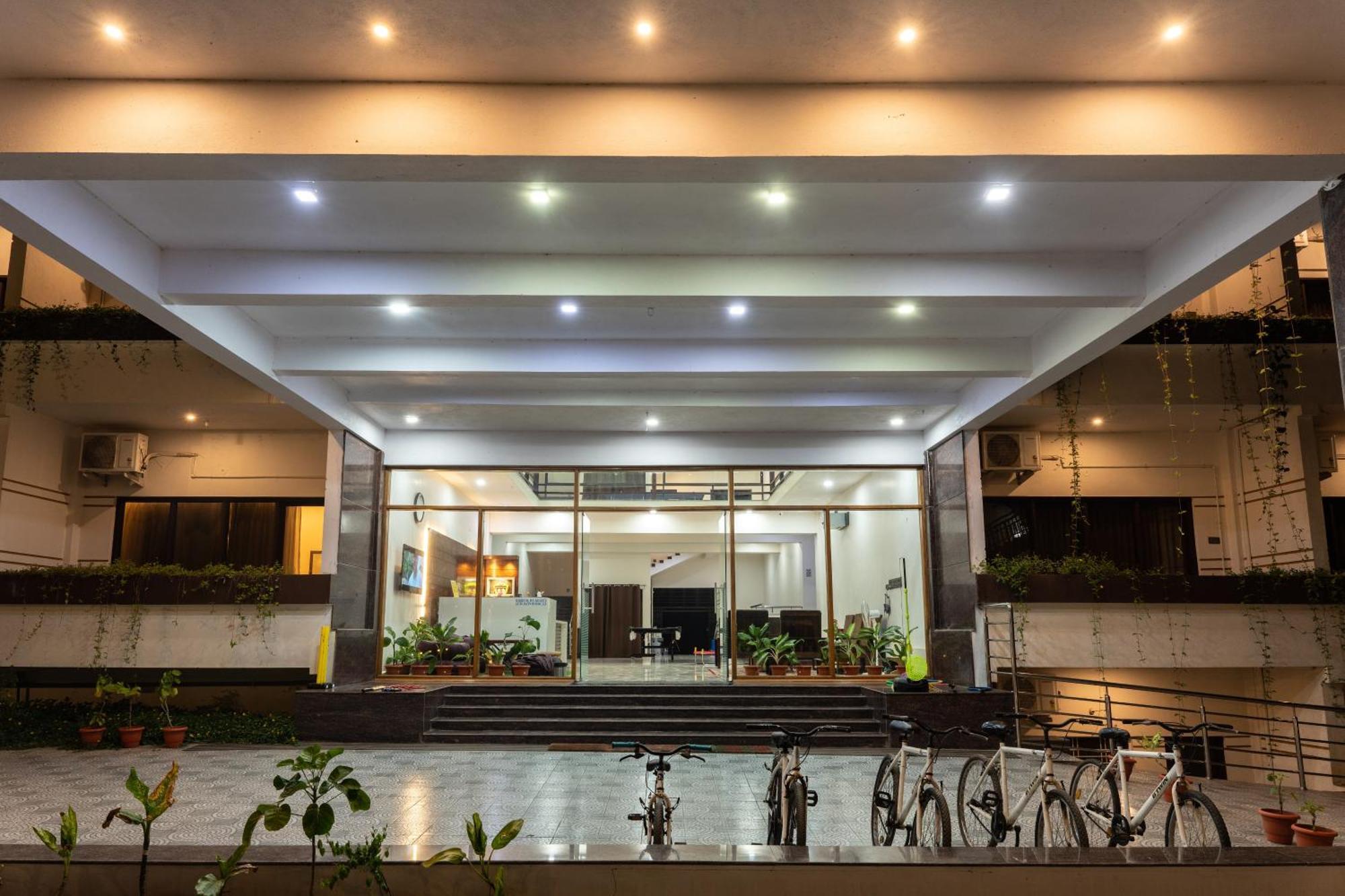 Mastiff Select Terrain Dandeli Hotel Exterior photo