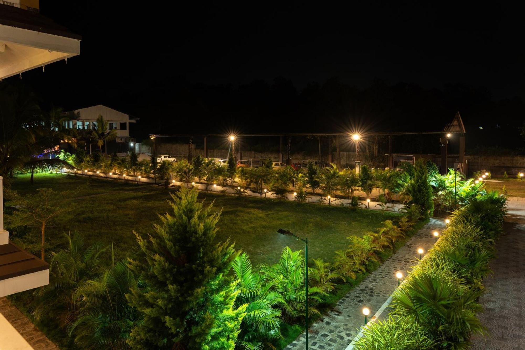 Mastiff Select Terrain Dandeli Hotel Exterior photo