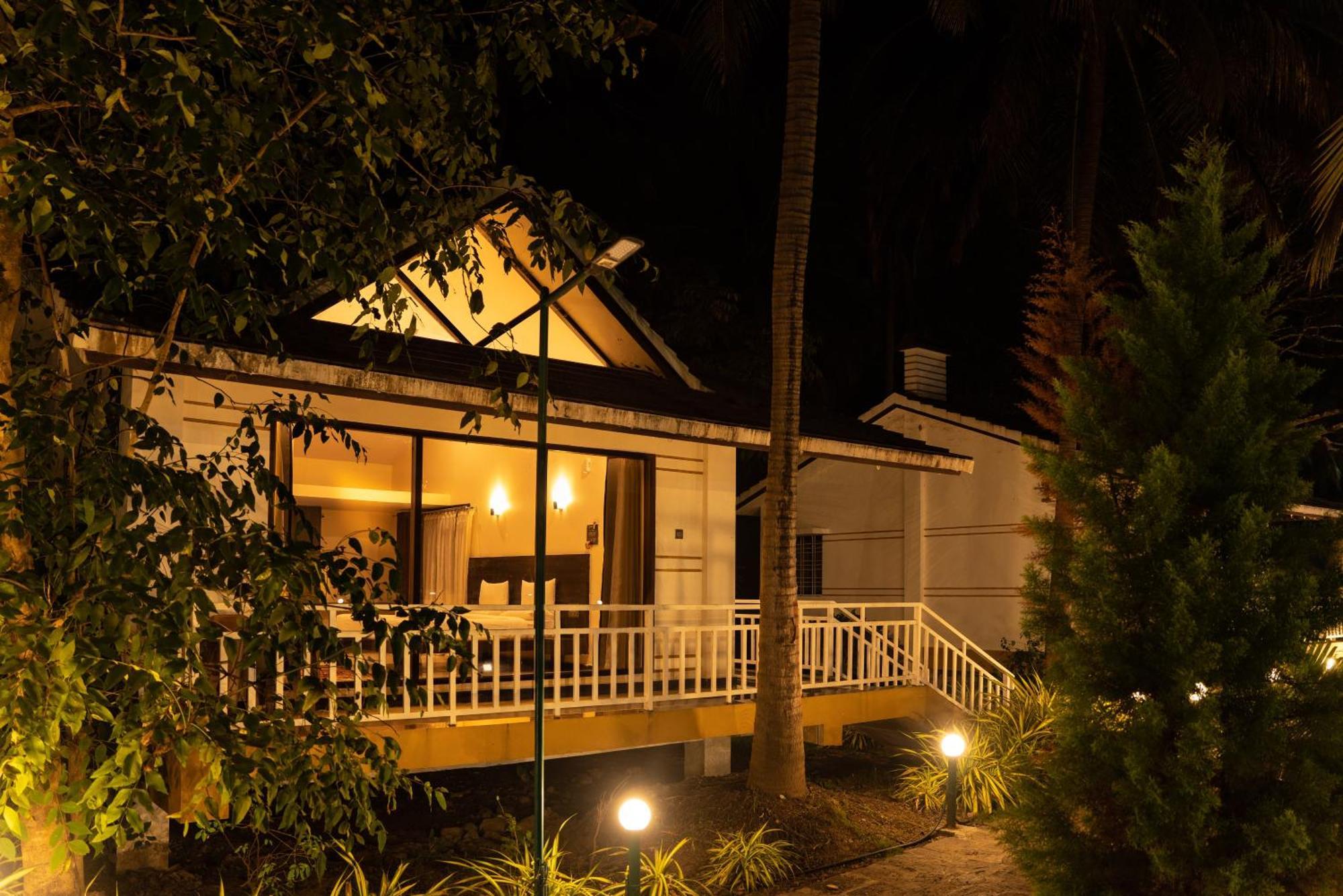 Mastiff Select Terrain Dandeli Hotel Exterior photo
